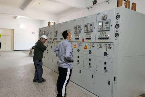 哈爾濱地鐵2號線哈北66KV變電站順利安全送電?。?>
                                </div>
                                                                <div style=